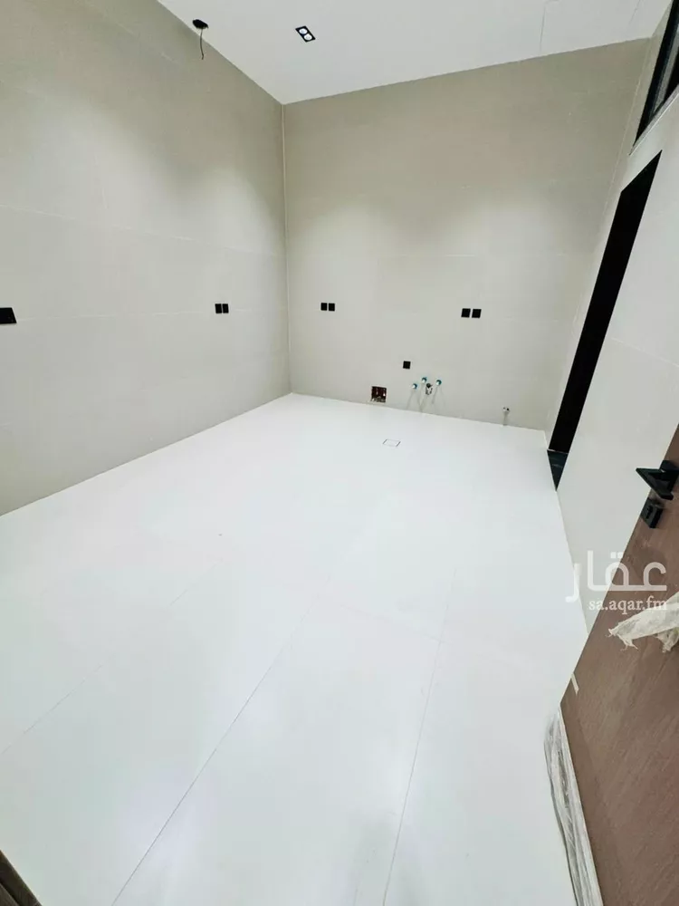 فيلا للبيع في شارع خليج تونس, حي المعيزيلة, مدينة الرياض, منطقة الرياض صورة 5