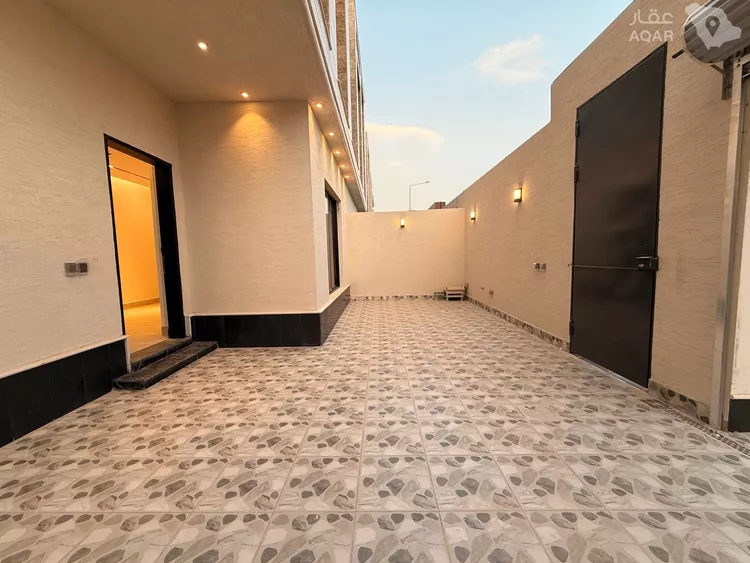 فيلا للبيع في شارع أبي الكرم العكبري, حي المونسية, مدينة الرياض, منطقة الرياض 7