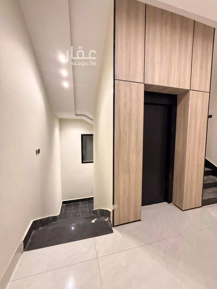 فيلا للبيع في شارع قابوس, حي المعيزيلة, مدينة الرياض, منطقة الرياض 7