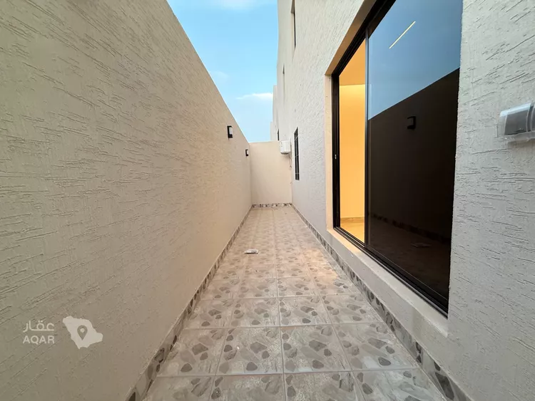 فيلا للبيع في شارع أبي الكرم العكبري, حي المونسية, مدينة الرياض, منطقة الرياض 13