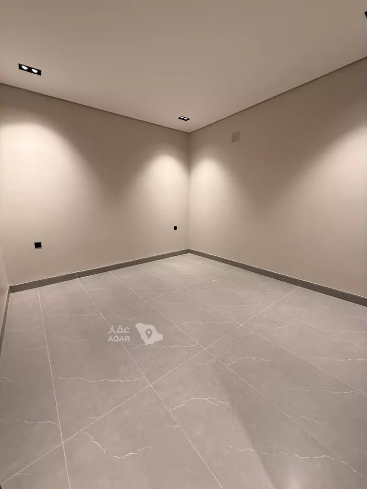 Floor for Sale in Riyadh Qurtubah 9