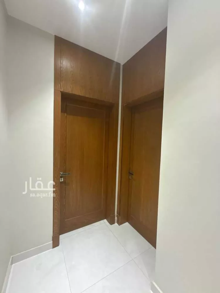 شقة للبيع في شارع الدكتور, حي العزيزية, مدينة جدة, منطقة مكة المكرمة