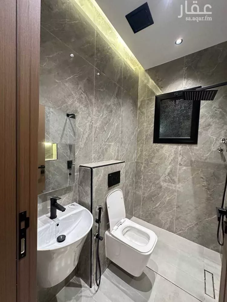 فيلا للبيع في شارع العزيزية 45, حي العزيزية, مدينة الجبيل, المنطقة الشرقية صورة 2