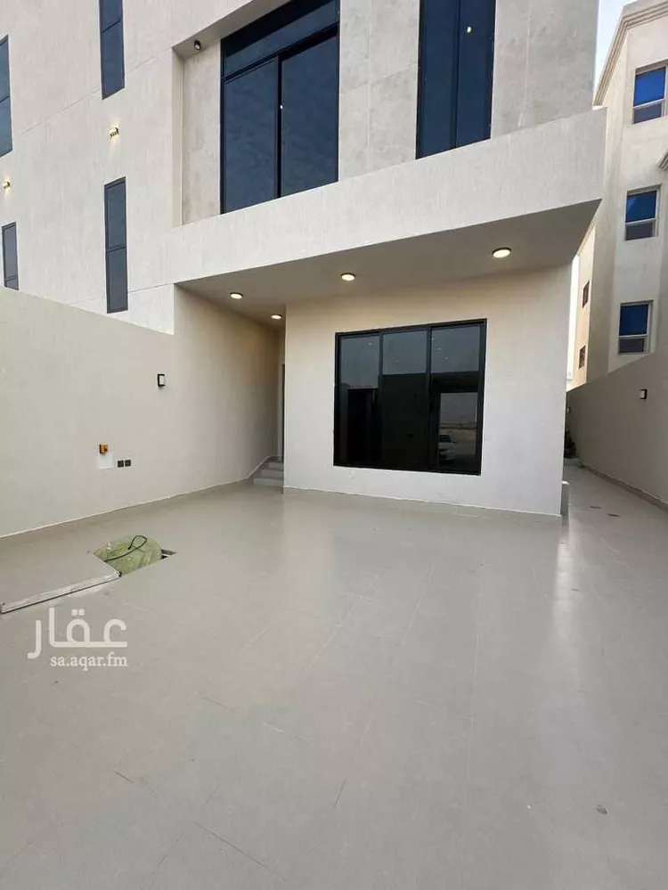 شقة للبيع في شارع العزيزية 98, حي العزيزية, مدينة الجبيل, المنطقة الشرقية 13