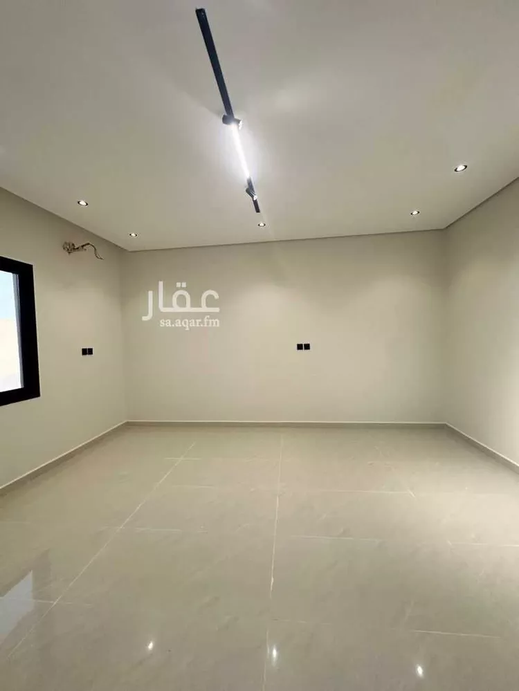 دور للبيع في شارع العزيزية 34, حي العزيزية, مدينة الجبيل, المنطقة الشرقية صورة 5