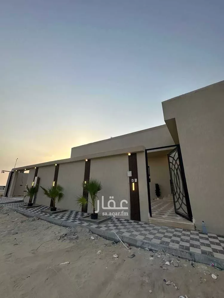 دور للبيع في شارع العزيزية 34, حي العزيزية, مدينة الجبيل, المنطقة الشرقية صورة 4