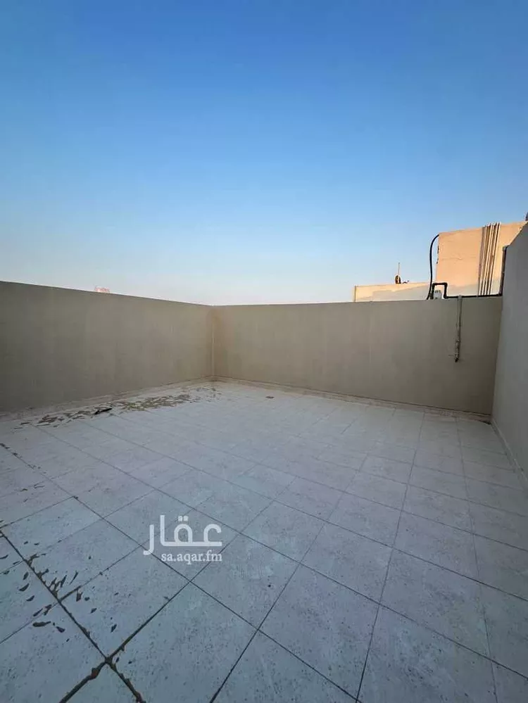 شقة للبيع في شارع العزيزية 98, حي العزيزية, مدينة الجبيل, المنطقة الشرقية 9