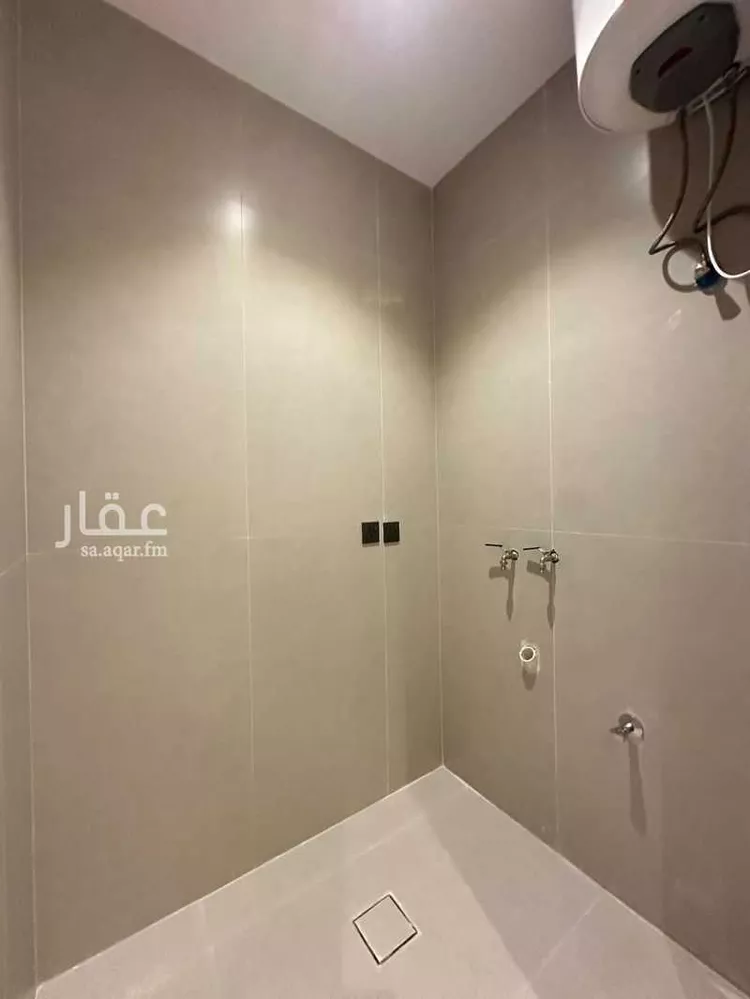 شقة للبيع في شارع العزيزية 98, حي العزيزية, مدينة الجبيل, المنطقة الشرقية صورة 2