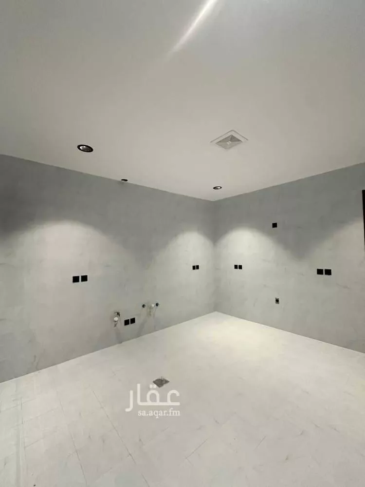 شقة للبيع في شارع اشبيليه 188, حي إشبيلية, مدينة الجبيل, المنطقة الشرقية 11