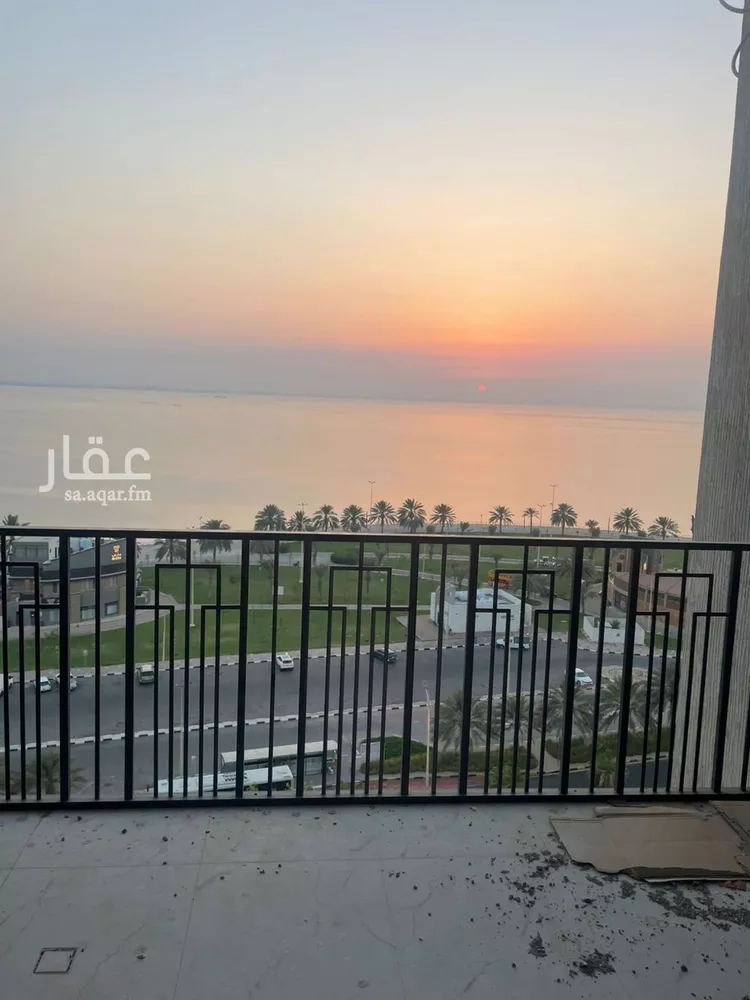 شقة للبيع في شارع الملك عبد الله بن عبدالعزيز, حي الشاطئ الغربي, مدينة الدمام, المنطقة الشرقية