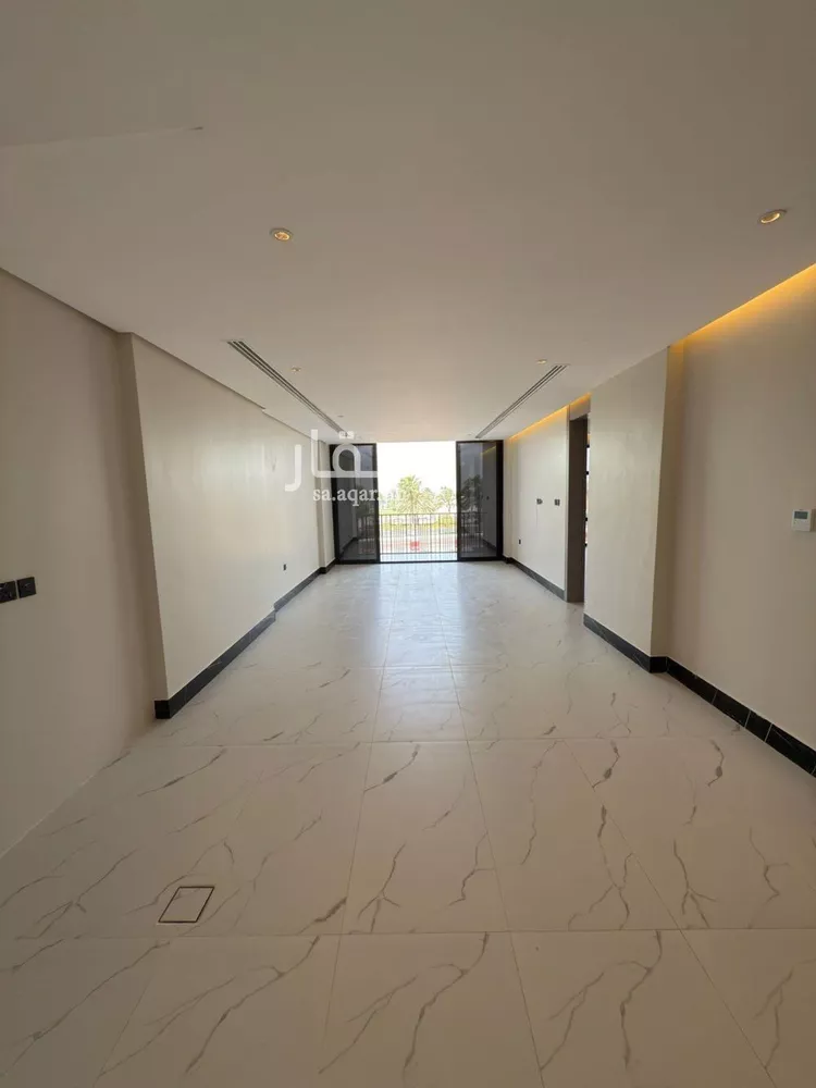 شقة للبيع في شارع الملك عبد الله بن عبدالعزيز, حي الشاطئ الغربي, مدينة الدمام, المنطقة الشرقية صورة 4