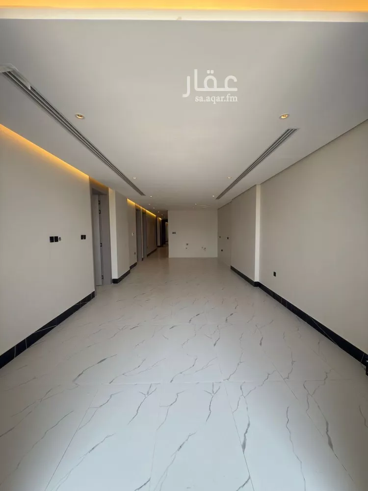 شقة للبيع في شارع الملك عبد الله بن عبدالعزيز, حي الشاطئ الغربي, مدينة الدمام, المنطقة الشرقية صورة 3