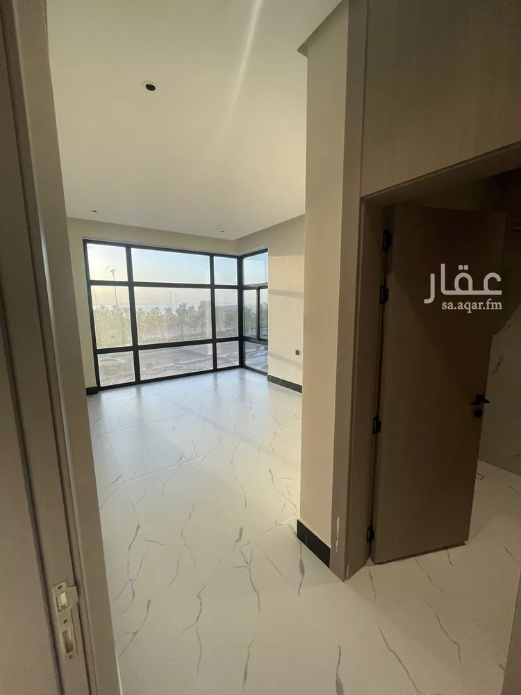 شقة للبيع في شارع الملك عبد الله بن عبدالعزيز, حي الشاطئ الغربي, مدينة الدمام, المنطقة الشرقية صورة 3