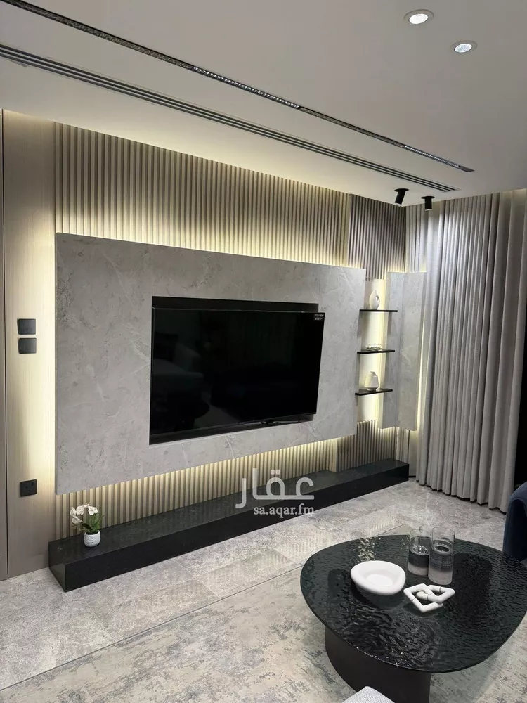 شقة للبيع في شارع الملك عبدالعزيز, حي الشاطئ الغربي, مدينة الدمام, المنطقة الشرقية صورة 2