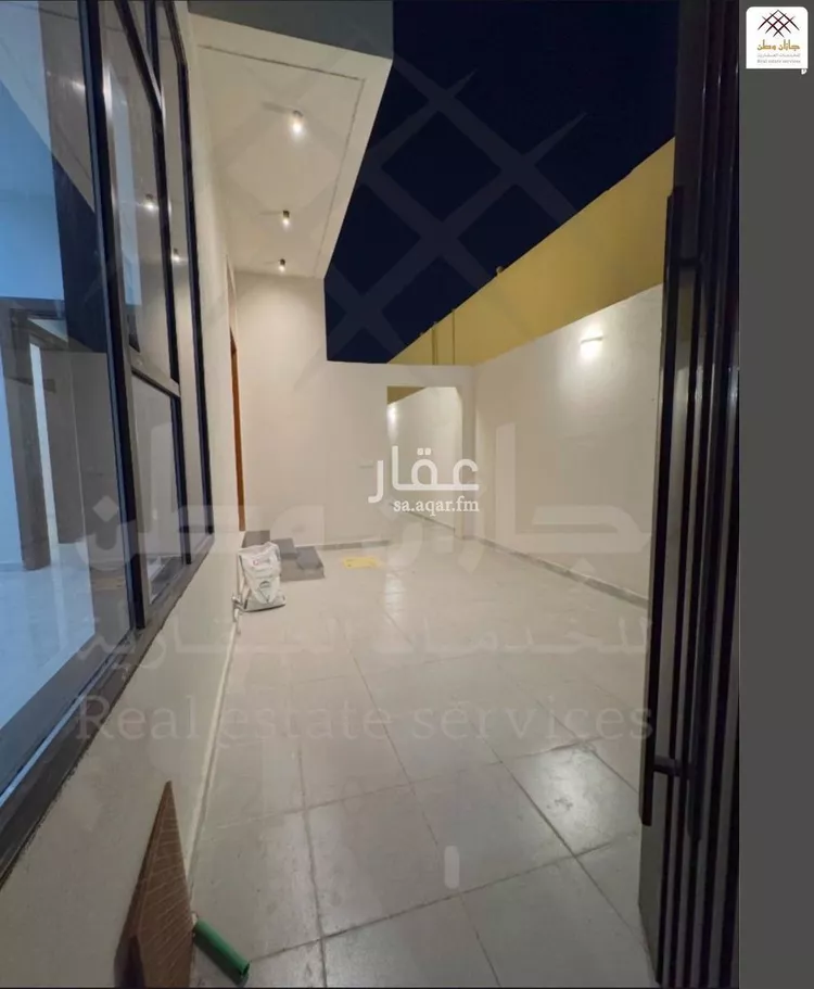 فيلا للبيع في شارع الخليل بن أحمد الفراهيدي, حي السويس 1, مدينة جازان, منطقة جازان 16