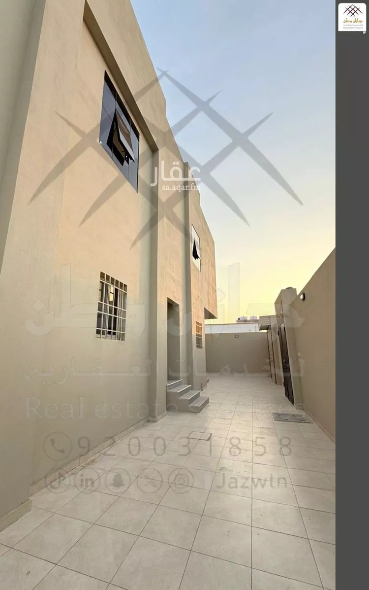 فيلا للبيع في شارع سعيد بن المسيب, حي المطار, مدينة جازان, منطقة جازان صورة 4