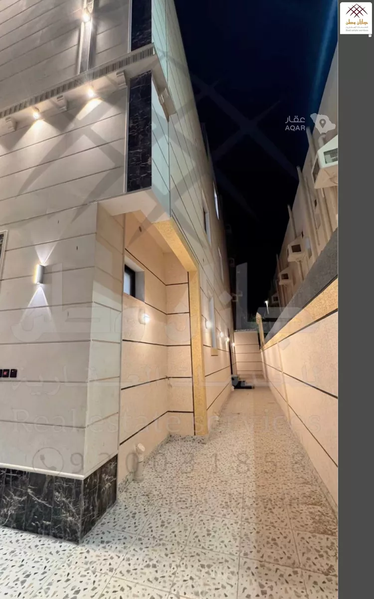 فيلا للبيع في شارع 4 ب, حي السويس 2, مدينة جازان, منطقة جازان 10