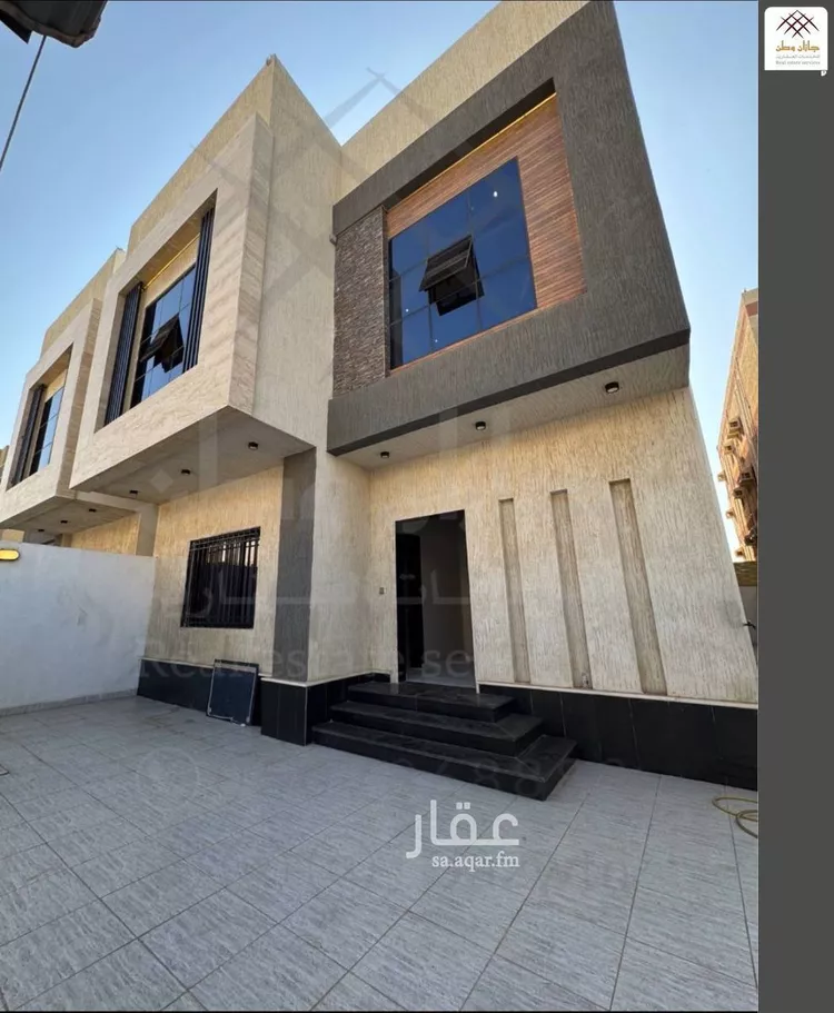 فيلا للبيع في شارع انس ابن معاذ, حي الروضة, مدينة جازان, منطقة جازان صورة 2