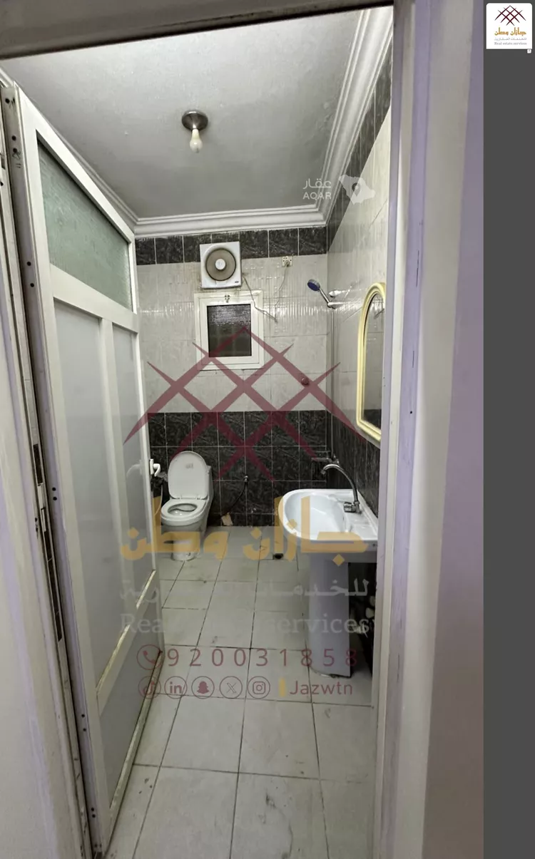 شقة للإيجار في شارع شهيد الدين ثم الوطن حسن يحيى مفرح الجابري, حي المطار, مدينة جازان, منطقة جازان 7