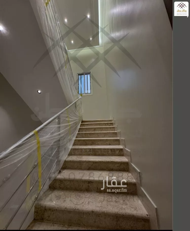 فيلا للبيع في شارع الزجاجي, حي السويس 1, مدينة جازان, منطقة جازان صورة 4