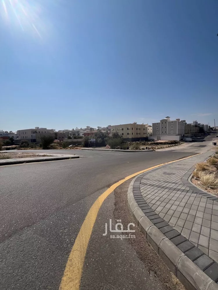 أرض للإيجار في شارع موسى الرازي, حي الحلقة الشرقية, مدينة الطائف, منطقة مكة المكرمة صورة 2