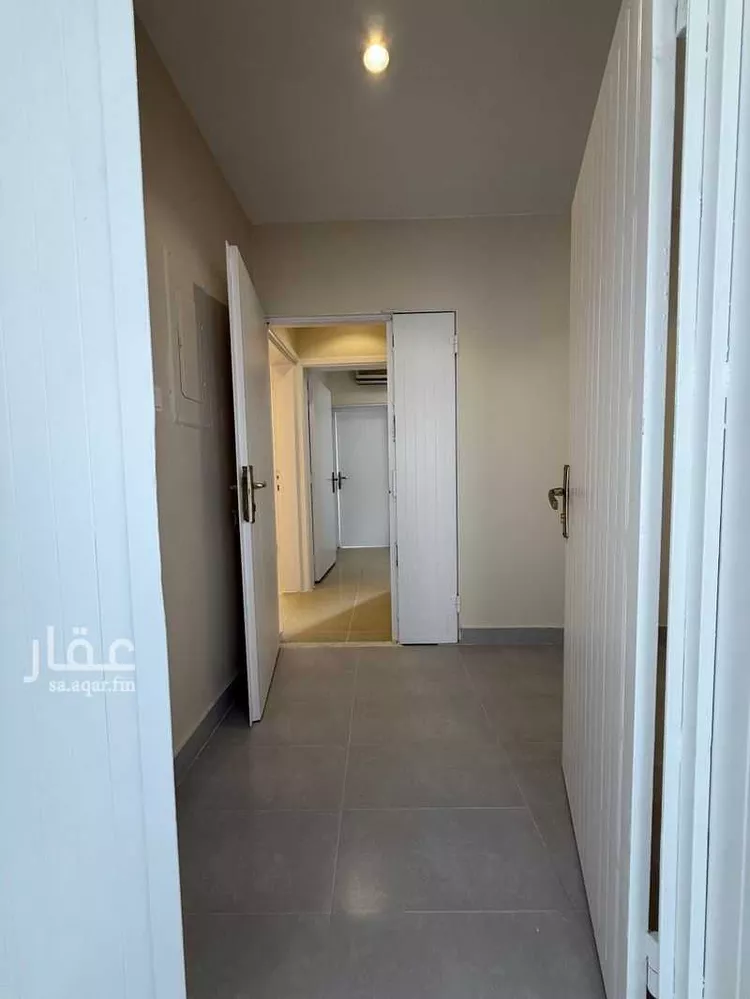 شقة للإيجار في شارع زهير بن ابي سلمى, حي المصيف, مدينة الرياض, منطقة الرياض صورة 2