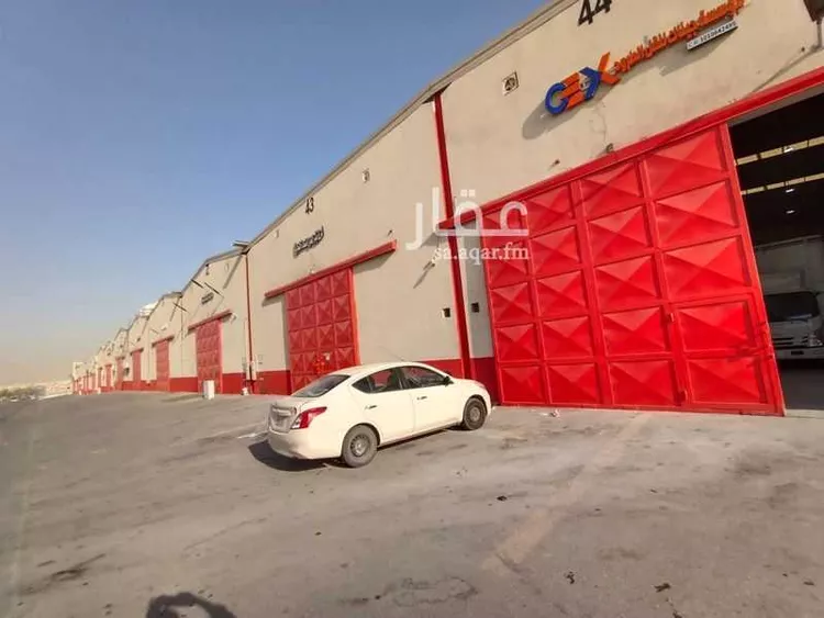 مستودع للإيجار في شارع النسيج, حي العزيزية, مدينة الرياض, منطقة الرياض 8