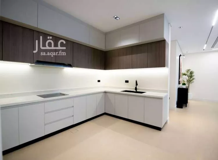 Floor for Sale in Riyadh Ar Rawdah 11
