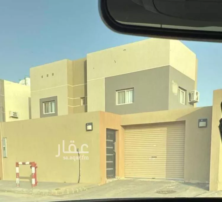 فيلا للبيع في شارع عقرباء 140, حي عقرباء, مدينة امارة منطقة الرياض - الجبيله, منطقة الرياض