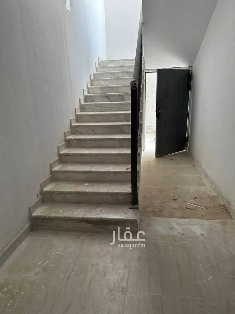فيلا للبيع في شارع عقرباء 140, حي عقرباء, مدينة امارة منطقة الرياض - الجبيله, منطقة الرياض صورة 3