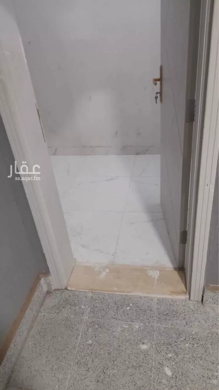 غرفة للإيجار في شارع عمر بن زيد ، حي الواحة ، جدة ، جدة صورة 3