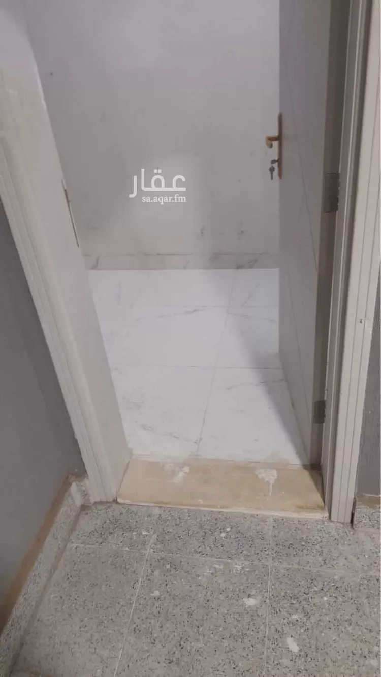 غرفة للإيجار في شارع عمر بن زيد ، حي الواحة ، جدة ، جدة صورة 3