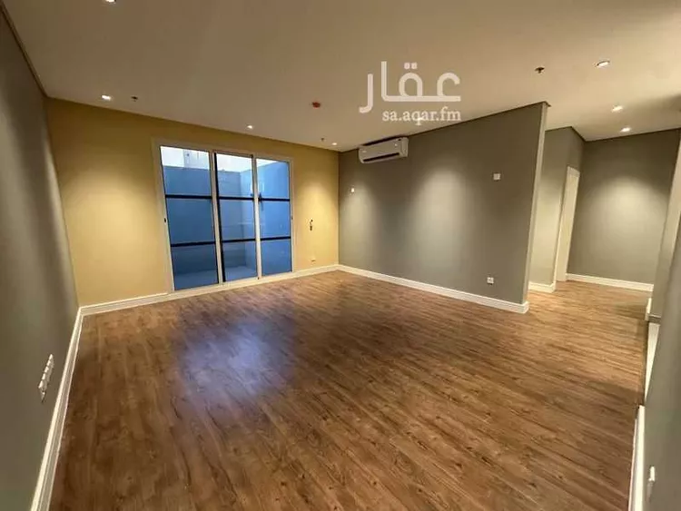 شقة للإيجار في شارع 18115680, حي الربيع, مدينة الرياض, منطقة الرياض صورة 2