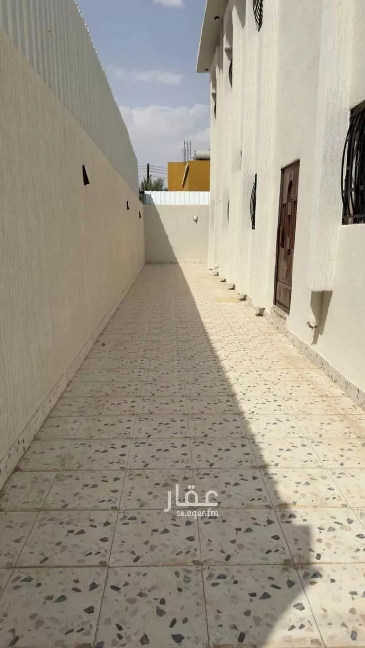 عمارة للبيع في شارع وادى بن هشبل 421, مدينة عريجه, منطقة عسير صورة 2