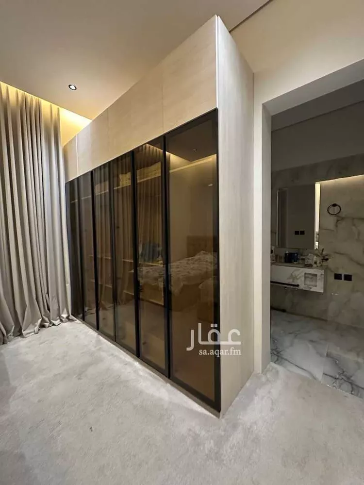 فيلا للبيع في شارع عطاف بن القاسم, حي المهدية, مدينة الرياض, منطقة الرياض 17