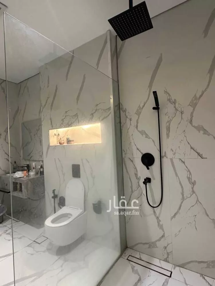 فيلا للبيع في شارع عطاف بن القاسم, حي المهدية, مدينة الرياض, منطقة الرياض 12