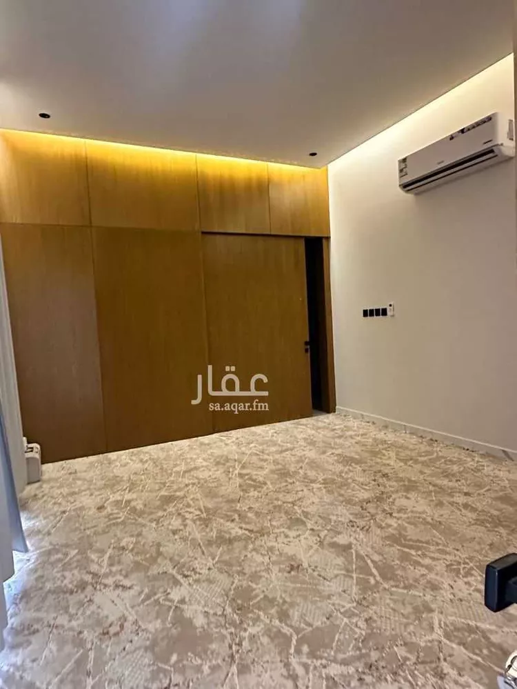 فيلا للبيع في شارع عطاف بن القاسم, حي المهدية, مدينة الرياض, منطقة الرياض 6