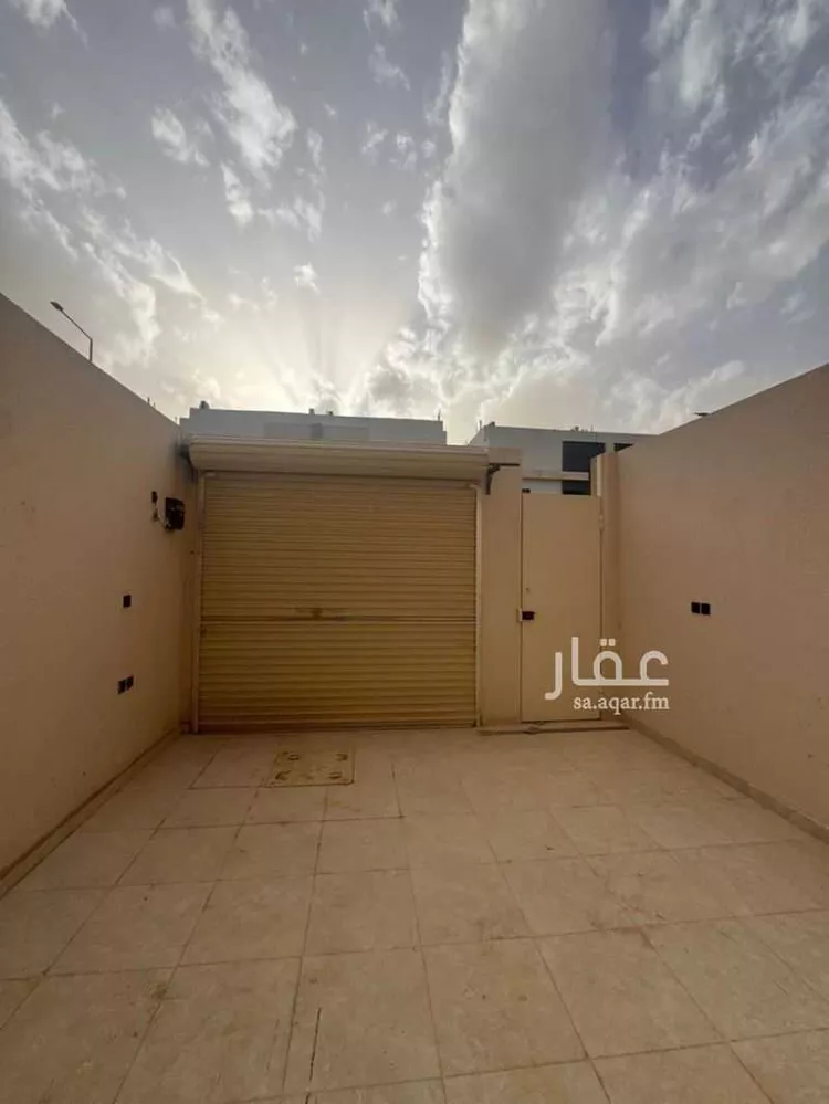 دور للإيجار في شارع احمد بن محمد العيالي, حي عكاظ, مدينة الرياض, منطقة الرياض صورة 5