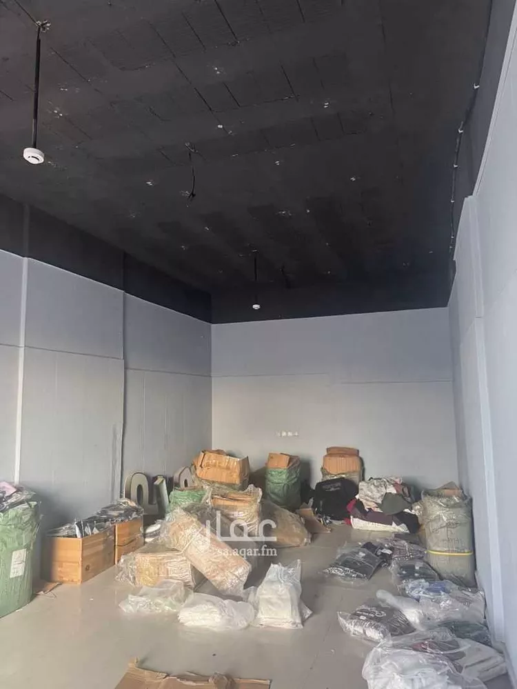 محل للإيجار في شارع الملك سعود بن عبدالعزيز, حي المروج, مدينة المزاحمية, منطقة الرياض