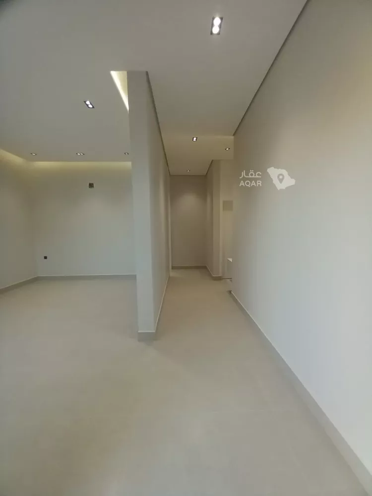 Floor for Sale in Al Muzahimiyah Ghirnatah 5
