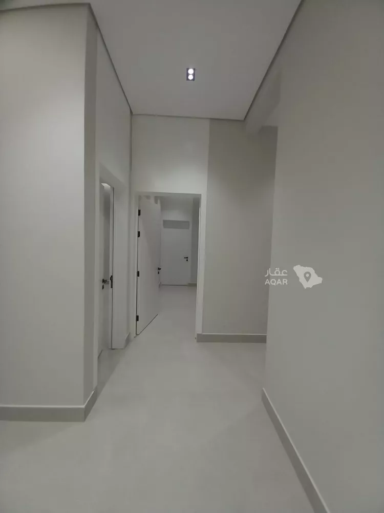 Floor for Sale in Al Muzahimiyah Ghirnatah صورة 2