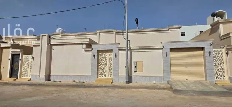 دور للبيع في شارع الريف, حي الجامعة, مدينة المزاحميه, منطقة الرياض صورة 2
