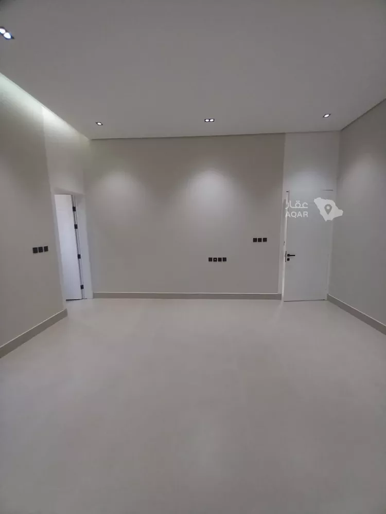 Floor for Sale in Al Muzahimiyah Ghirnatah صورة 4