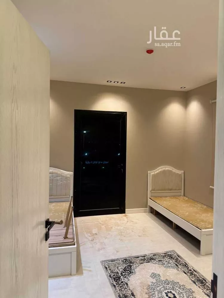 شقة للإيجار في شارع فيصل بن عبدالعزيز, حي الورود, مدينة المزاحمية, منطقة الرياض صورة 2