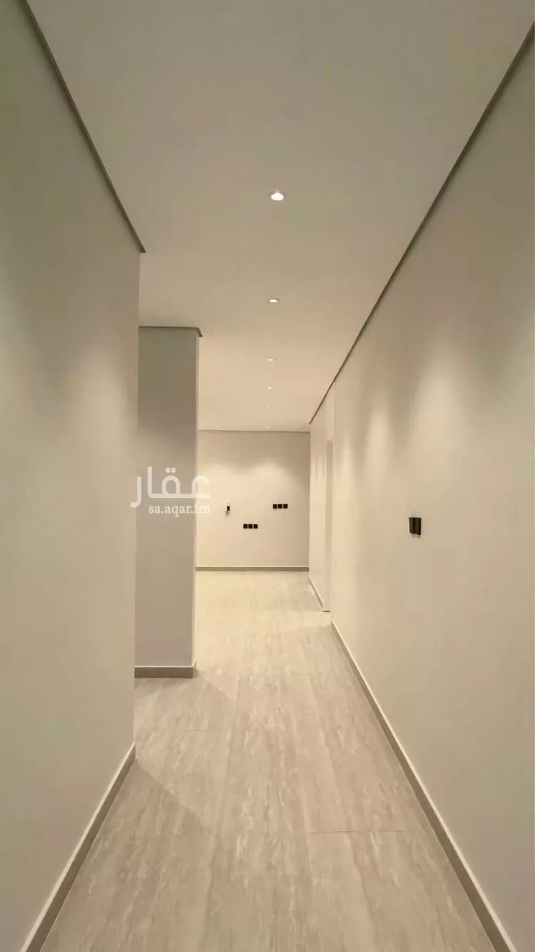 دور للبيع في شارع المقدام بن معد يكرب, حي نوارة, مدينة المزاحمية, منطقة الرياض