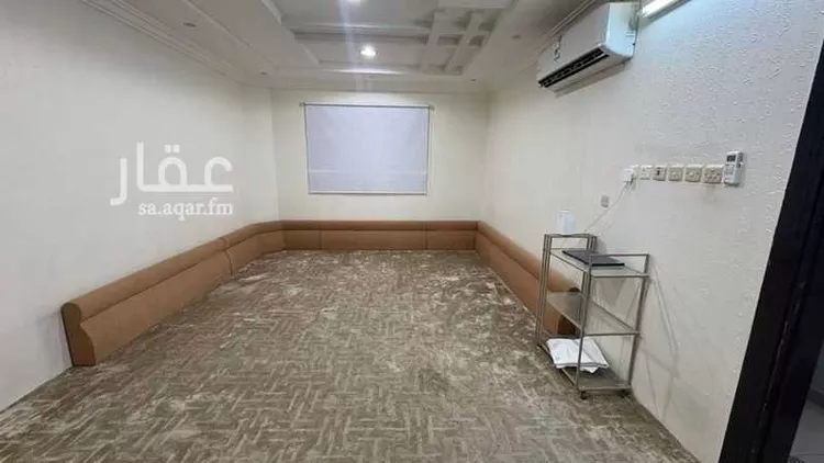 فيلا للبيع في شارع شارع جوهر الصغلي, حي العليا, مدينة المزاحمية, منطقة الرياض صورة 2