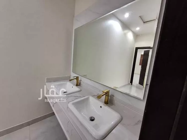 فيلا للإيجار في شارع خارجة بن سعيد, حي الرمال, مدينة الرياض, منطقة الرياض صورة 5