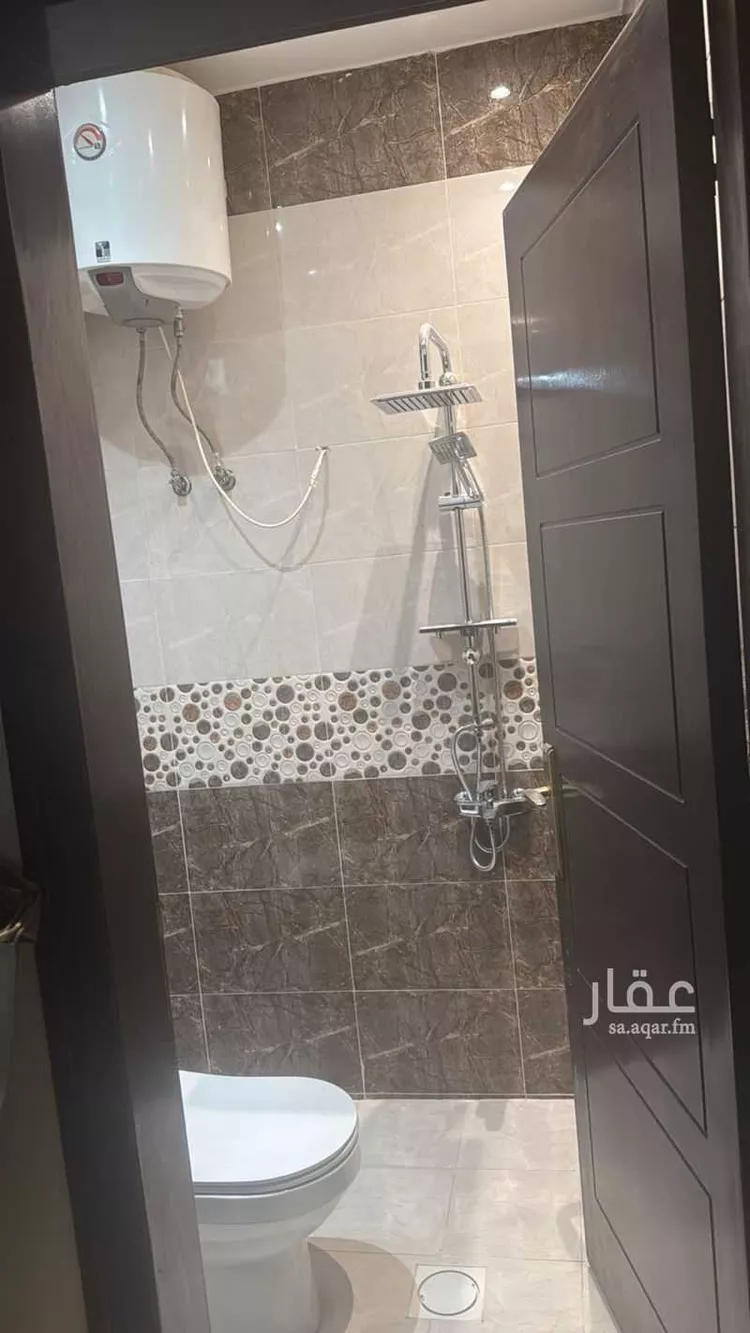 فيلا للبيع في شارع سنان, حي الوادي, مدينة الرياض, منطقة الرياض صورة 4
