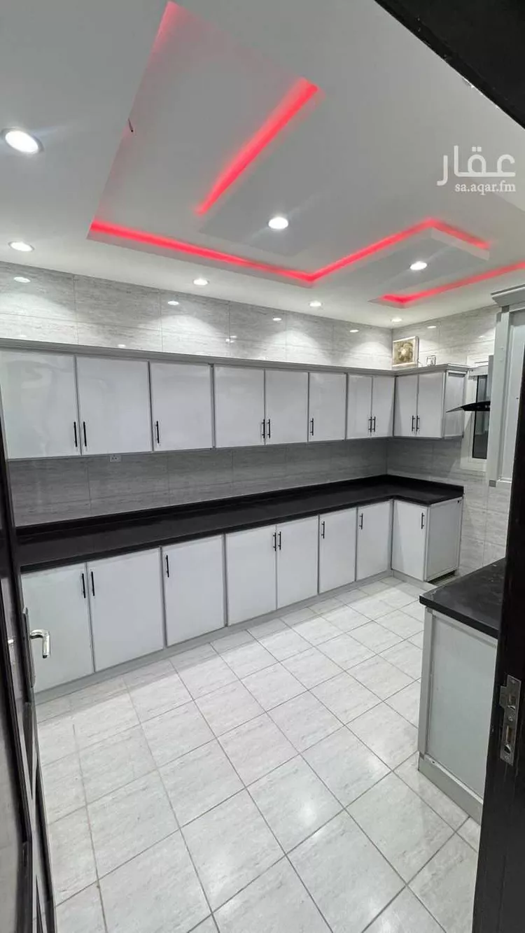 شقة للبيع في شارع الطبري ، حي المروج الاول ، تبوك ، منطقة تبوك 14