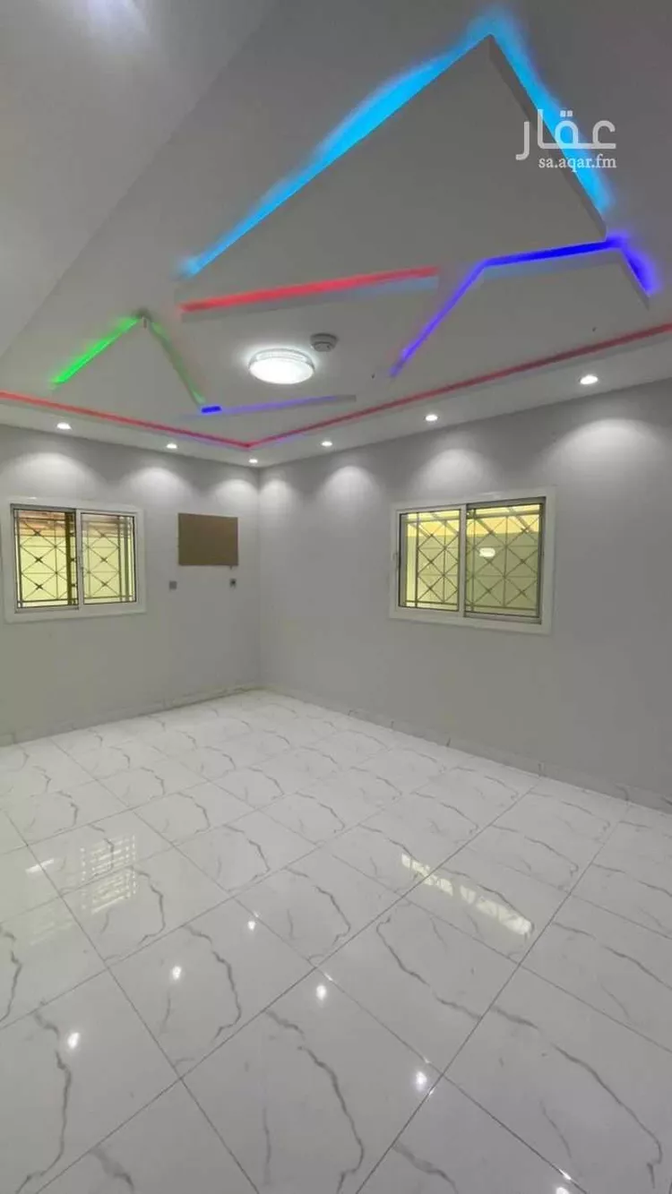 شقة للبيع في شارع الطبري ، حي المروج الاول ، تبوك ، منطقة تبوك صورة 2